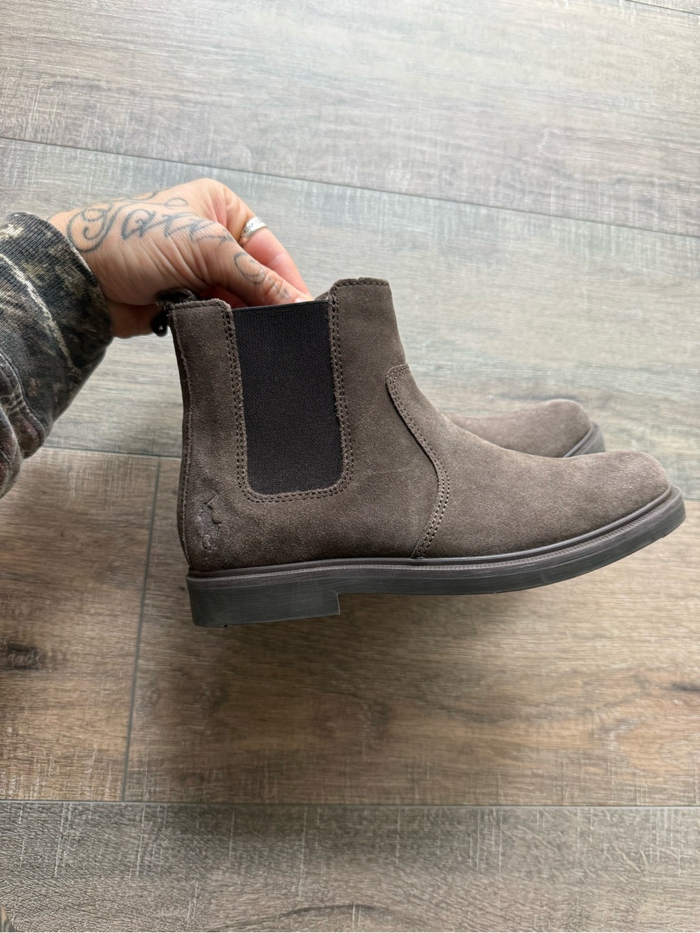 Ralph Lauren Brown Suede Chelsea Boots New without Tag